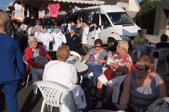 Avondmarkt weer groot succes - Lommel