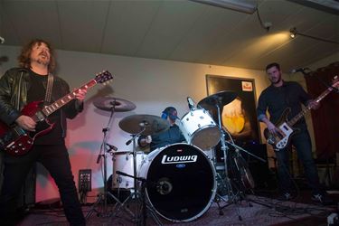 Band uit Californië zet Duvelclub op zijn kop - Beringen