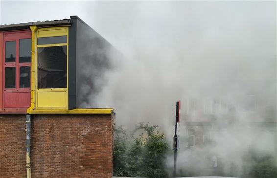 Bank in brand gestoken op site Lutgart - Beringen