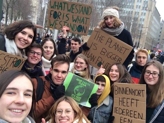 Beringse jongeren naar klimaatbetoging - Beringen