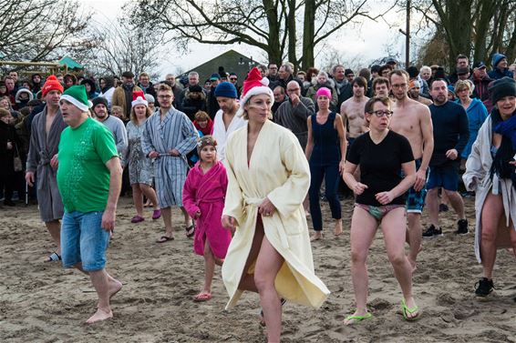 Beringse Nieuwjaarsduik - Beringen