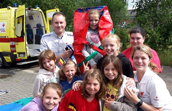 Bezoek eens een ambulance - Neerpelt