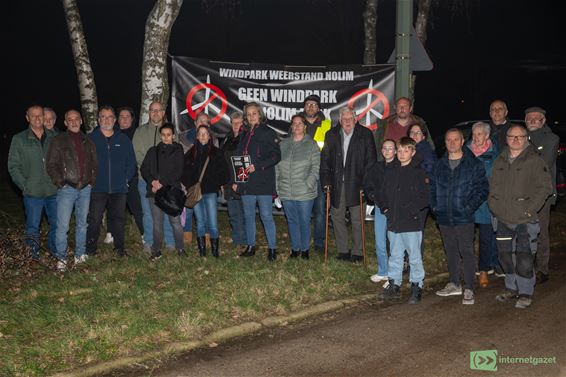 Bezorgde buurtbewoners protesteren - Lommel & Pelt