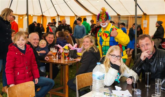 Biermarkt chiro Fonteintje Koersel - Beringen