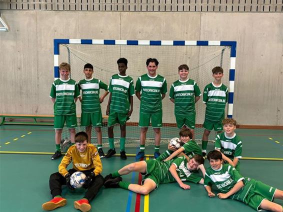 Biotechnicum neemt deel aan zaalvoetbalcompetitie - Bocholt