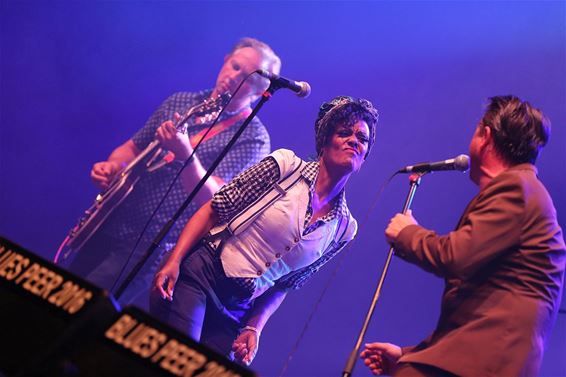 Blues Peer: Bonita sloot in schoonheid af - Peer