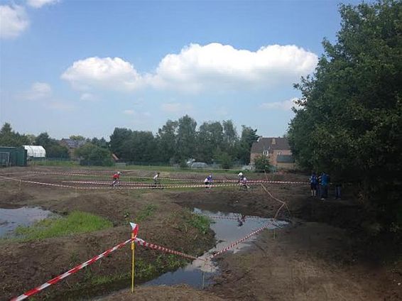 En nu maar BMX-en op de Grote Heide - Neerpelt