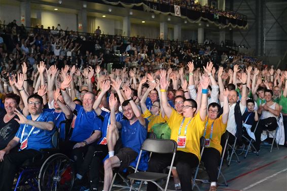 Bomvolle Soeverein voor opening Special Olympics - Lommel