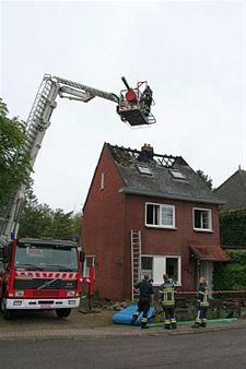 Bovenverdieping van huis vernield door brand - Neerpelt