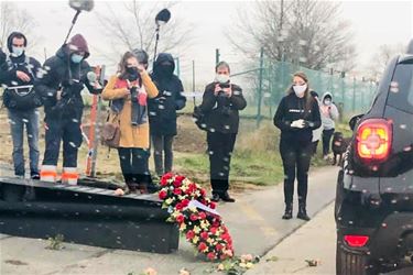 Boze kappers houden begrafenisstoet - Beringen