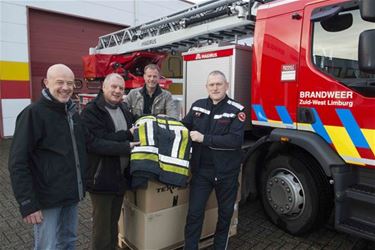 Brandweermateriaal van Beringen naar Nepal - Beringen