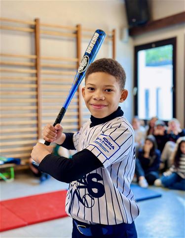 'Breng je sportclub naar school' bij XCL Wegwijs - Lommel