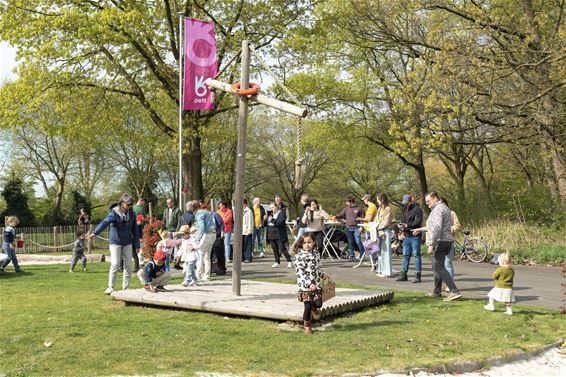 Broeseind viert Pasen - Pelt