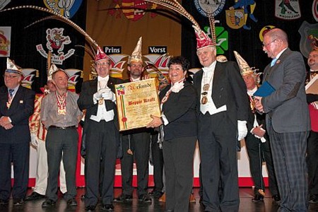 Bronsgroene Leeuw voor Beppie Kraft - Hamont-Achel