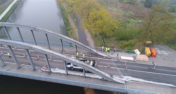 Kanaalbrug afgesloten - Neerpelt