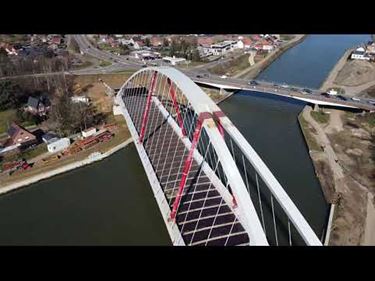 Brug Beringen vanuit de lucht - Beringen