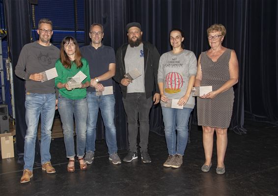 Bruudruuster wint tweede Internetgazet Quiz - Lommel