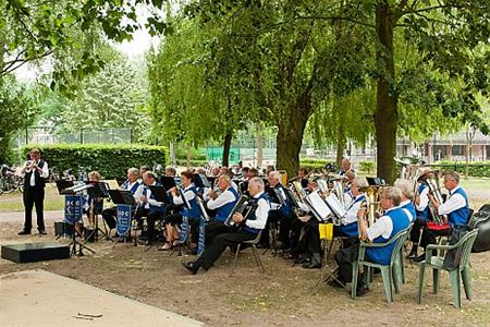 Budels Seniorenorkest in het stadspark - Hamont-Achel