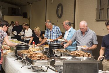 Buurt BBQ in zaal Den Horst - Lommel