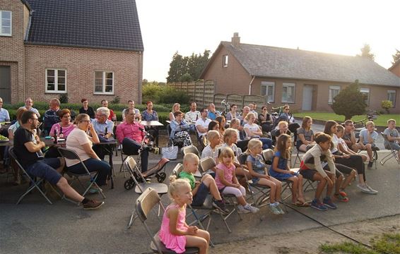 Buurtfeest aan de Neuserdijk - Overpelt