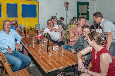 Buurtfeest brengt vele bewoners op de been - Bocholt