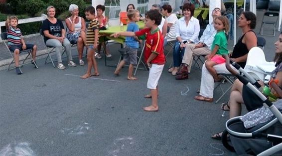 Buurtfeest in de Meester Saklaan - Hamont-Achel