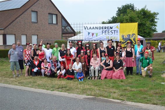 Buurtfeest in de Onze Lieve Vrouwstraat - Neerpelt