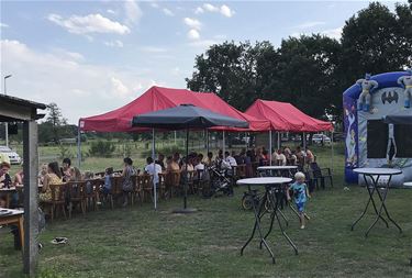 Buurtfeest in de Over 't Waterstraat - Pelt