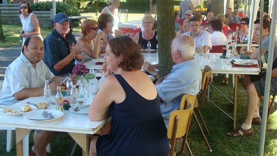 Buurtfeest in de Roerdompstraat - Lommel