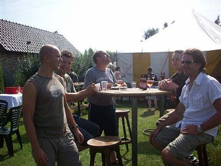 Buurtfeest in de Spoorwegstraat - Overpelt