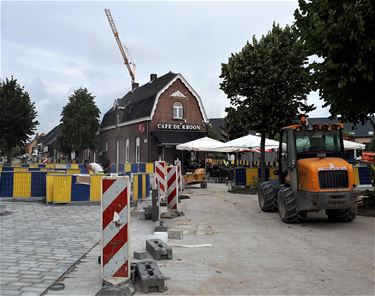 Café de Kroon en broodautomaten - Lommel