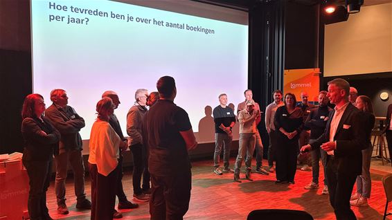 Café Logé brengt Lommelse logiesuitbaters samen - Lommel