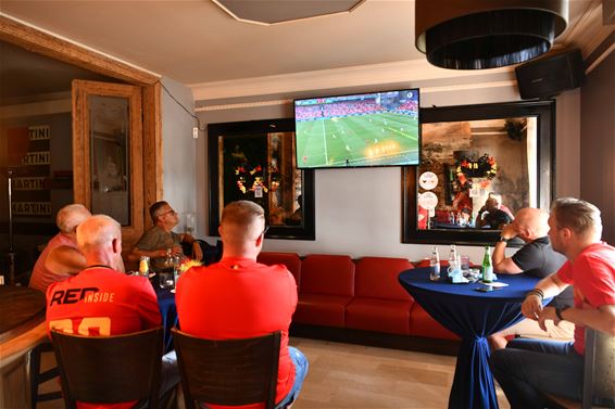 Cafés maken zich klaar voor WK, behalve Il Mondo - Beringen
