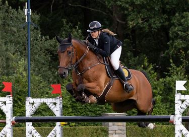 Catherine Van Roosbroek wint GP in Valkenswaard