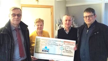 Cheque voor Sint-Vincentiusvereniging - Lommel