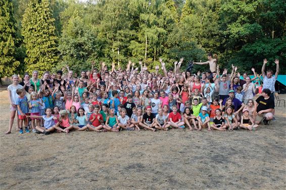 Chiro Enwéka op rockkamp! - Beringen