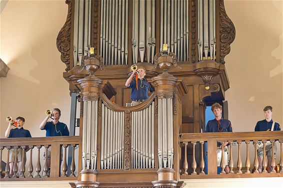 Chiro Koersel viert Pasen met nieuwe muziekkapel - Beringen