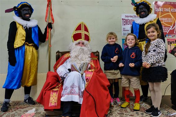 Chiro Stal verwelkomt Sinterklaas - Beringen