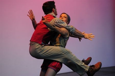 Circustheater alom bij Dommelhof