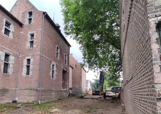 Oudsbergen - Commanderij Gruitrode bijna klaar voor afwerking