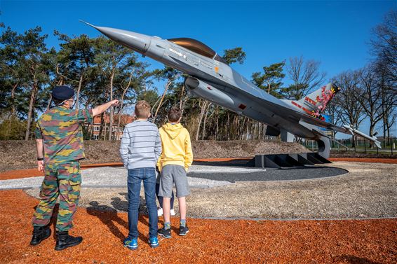 Communie- en lenteshoot op de luchtmachtbasis - Peer
