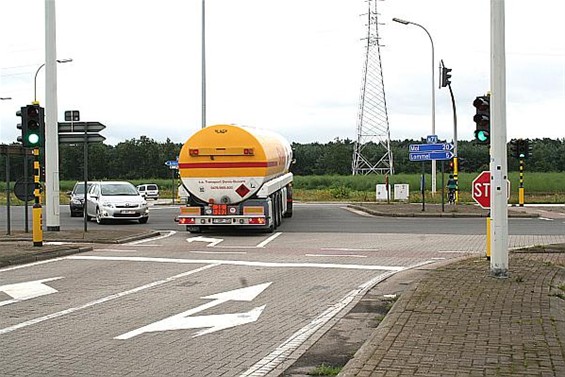 Conflictvrije verkeerslichten N71-Astridlaan - Overpelt