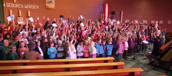 Corneliusschool zingt voor het klimaat - Overpelt