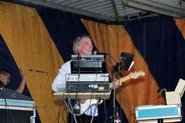 Cultuur op het Kerkplein uitgeregend - Lommel