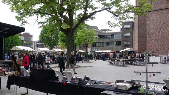 Cultuur op het Kerkplein weer van start - Lommel