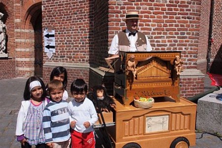 Cultuurmarkt op het Kerkplein - Lommel