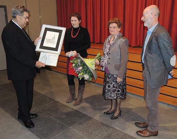 Daar gaat de koster... - Neerpelt