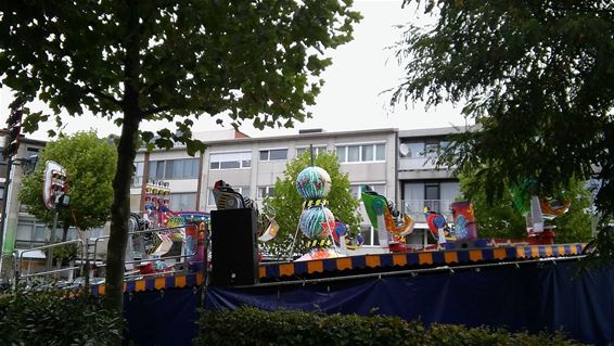 Daar is de oktoberkermis - Neerpelt