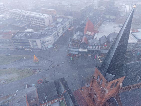 Pelt - Daar is de sneeuw!