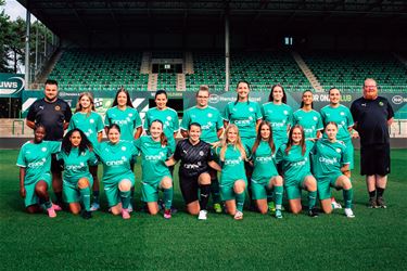 Dames Lommel SK debuteren in 1e prov. - Lommel